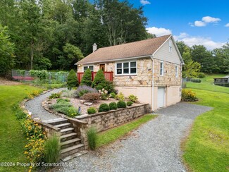 301 Newton Rd Unit Rear, Scranton, PA 18504