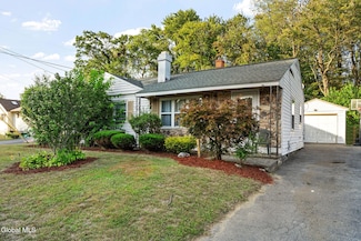 12 Loralee Dr, Albany, NY 12205