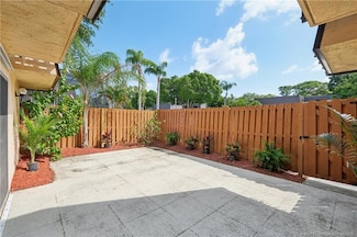 6476 SE Windsong Ln, Stuart, FL 34997