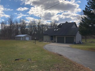 1920 Milton Rd, Perry, MI 48872