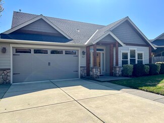 767 NW Windsor Dr, Grants Pass, OR 97526