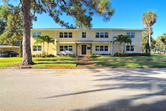 606 12th Ave NE Unit 1, Saint Petersburg, FL 33701