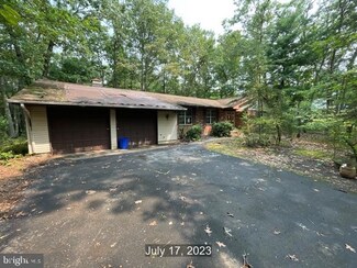 9 Mallard Dr, Tabernacle, NJ 08088