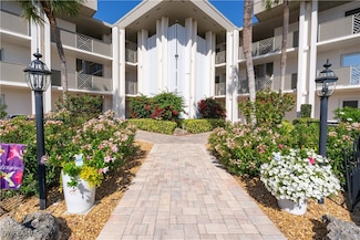 6102 Augusta Dr Unit 315, Fort Myers, FL 33907