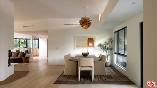 2247 Chelan Place, Los Angeles, CA 90068