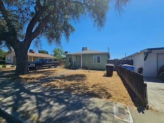 415 E Florinda St, Hanford, CA 93230