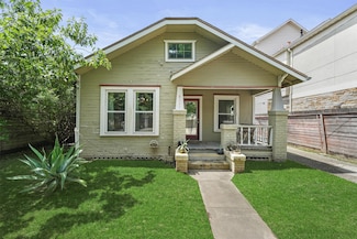 6111 Tyne St, Houston, TX 77007