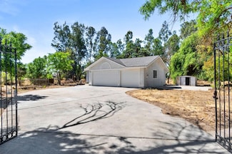 18046 Varden Dr, Madera, CA 93638