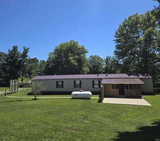 157 Glory Ln, Bedford, IN 47421