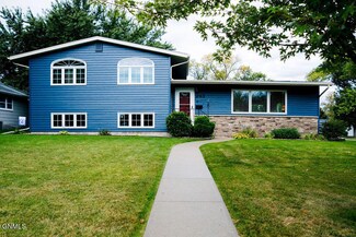 243 14th Ave NE, Jamestown, ND 58401