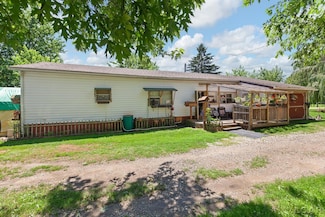5087 Townley Hwy, Manitou Beach, MI 49253