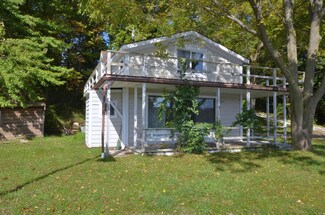 158 Lake St, Fruitport, MI 49415