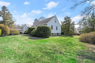 98 Monica Rd, Greenwich, CT 06831