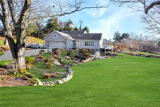 7 Rock Ridge Rd, Westerly, RI 02891