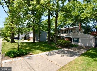 9 Greenvale Rd, Cherry Hill, NJ 08034