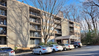 7753 Patriot Dr Unit 27, Annandale, VA 22003