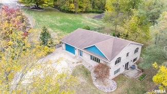 2200 Sheridan Rd, Pekin, IL 61554