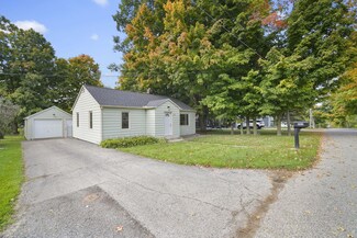 207 2nd St, Addison, MI 49220