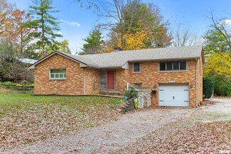 604 S Main St, Washington, IL 61571