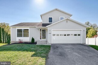 3248 Staunton Ave, Dover, PA 17315