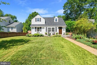 6910 Duke Dr, Alexandria, VA 22307