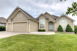 8015 N Mattox Ave, Kansas City, MO 64151
