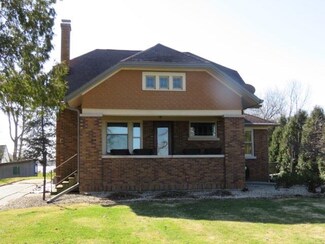 N10620 Chief Kuno Trail, Fox Lake, WI 53933