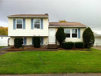 43 Cannas Ct, Buffalo, NY 14227