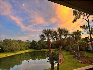 321 Robin Hood Cir Unit 201, Naples, FL 34104