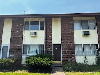 7214 Hazelcrest Dr Unit 480, Hazelwood, MO 63042