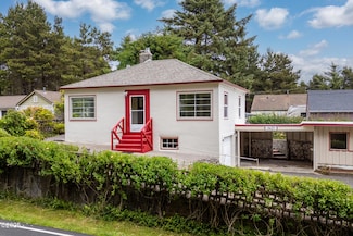 1421 SW Fleet Ave, Lincoln City, OR 97367