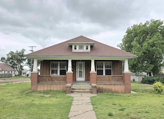 500 W 15th St, Hays, KS 67601