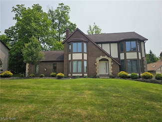 6671 Queens Way, North Royalton, OH 44133