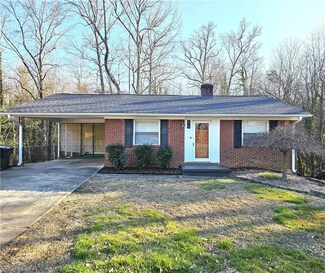 1713 Elder Ct, Burlington, NC 27215