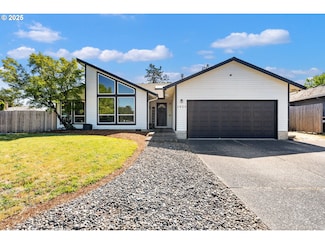 2824 SE 13th Ct, Hillsboro, OR 97123