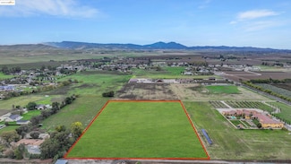 3590 Byer Rd, Byron, CA 94514