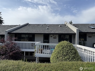 2748 SW 327th St, Federal Way, WA 98023