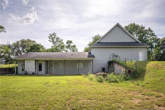 303 Dunlevy Rd, Charlestown, IN 47111