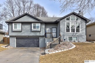 15122 Farnam Cir, Omaha, NE 68154