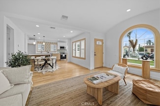 1825 W 84th Place, Los Angeles, CA 90047