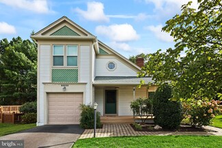 13508 Huntsfield Ct, Herndon, VA 20171
