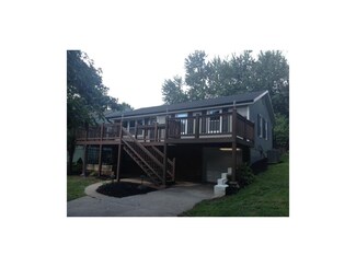 301 NW North Shore Dr, Kansas City, MO 64151