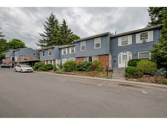 890 NW Division St, Gresham, OR 97030