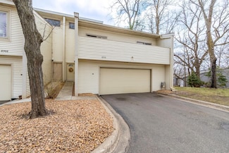 8372 Lower 138th Ct, Saint Paul, MN 55124