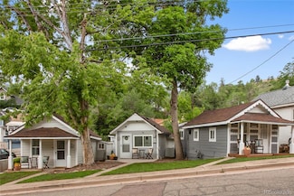 517 Canon Ave, Manitou Springs, CO 80829