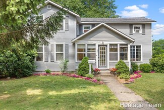 604 S Main St, Wayland, MI 49348