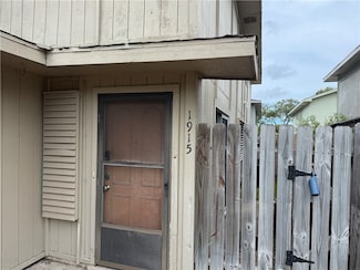 1915 Hidden Way, Corpus Christi, TX 78412