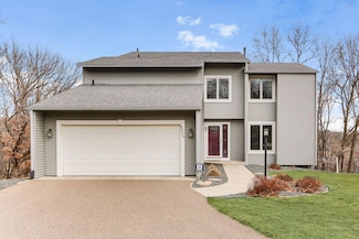 6804 Jeremy Ct, Eden Prairie, MN 55346