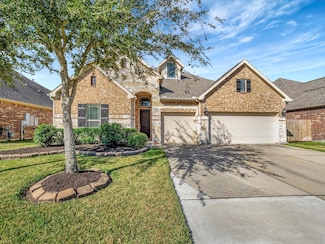 319 W Bend Dr, League City, TX 77573