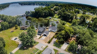 4033 N Denver Ct, Monticello, IN 47960